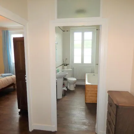 Les Tibles Bed & Breakfast