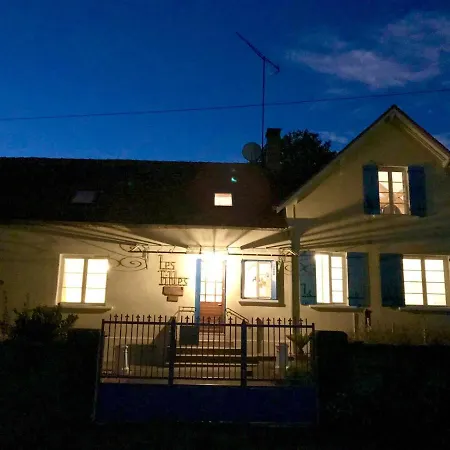 Les Tibles Bed & Breakfast *